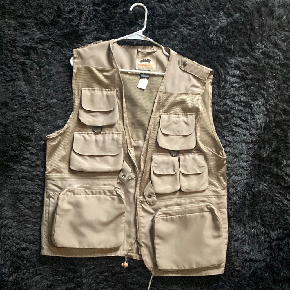 Hummer vest size large (tan)